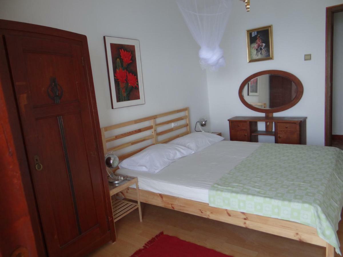Apartments Bassi Stara Baška Buitenkant foto